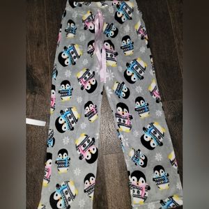 Penguin print pajama pants